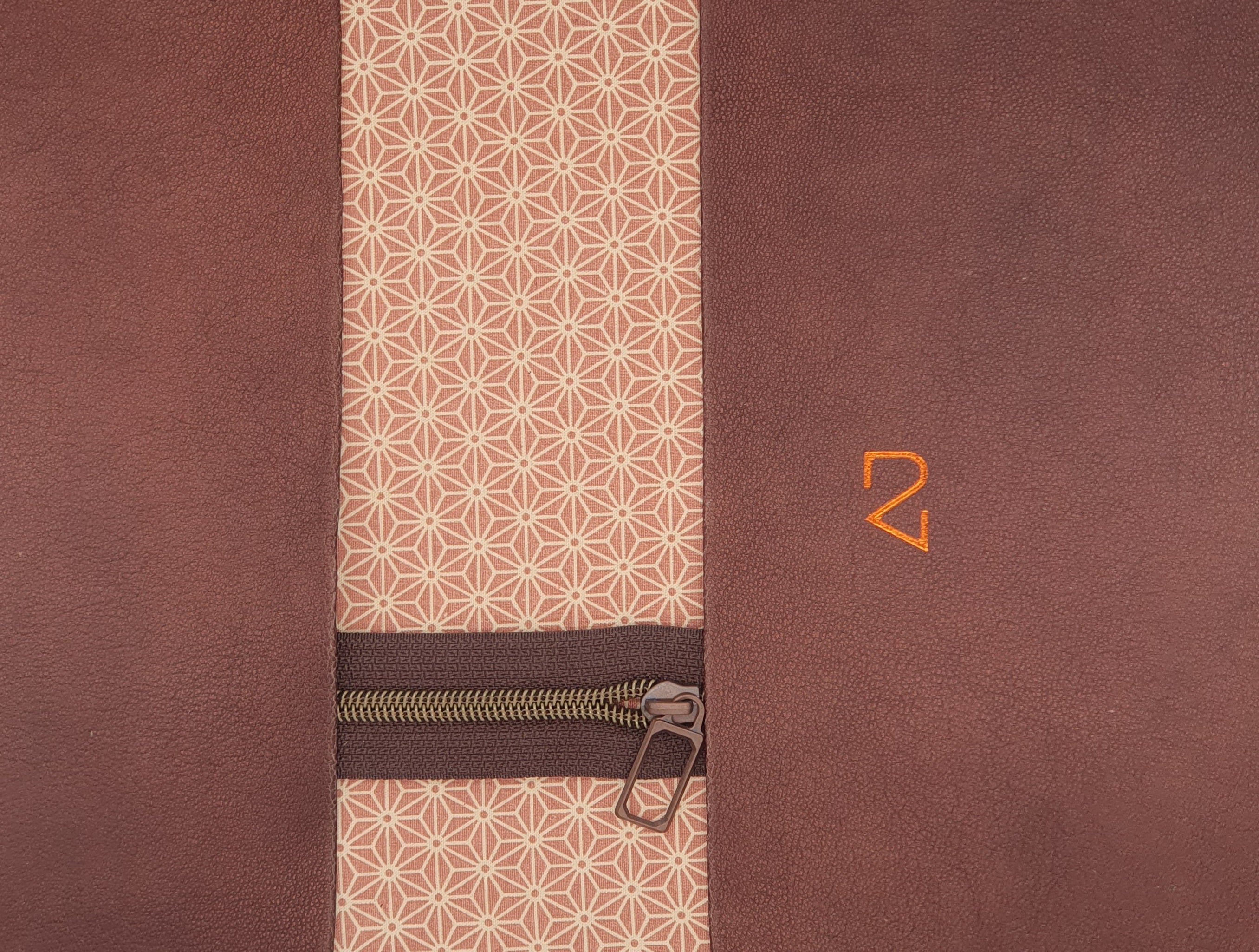 Pochette MONA festive