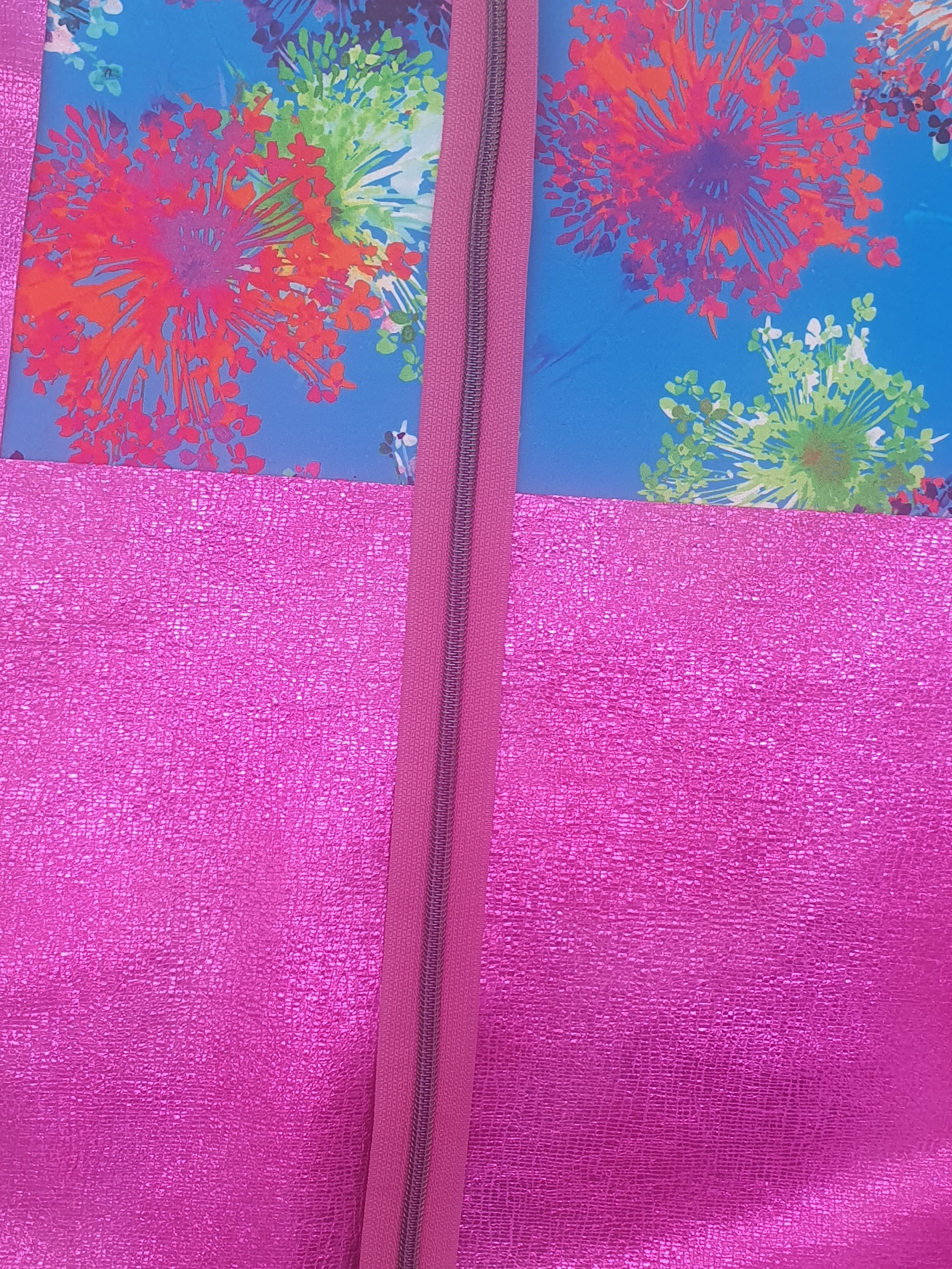 Pochette MONA festive